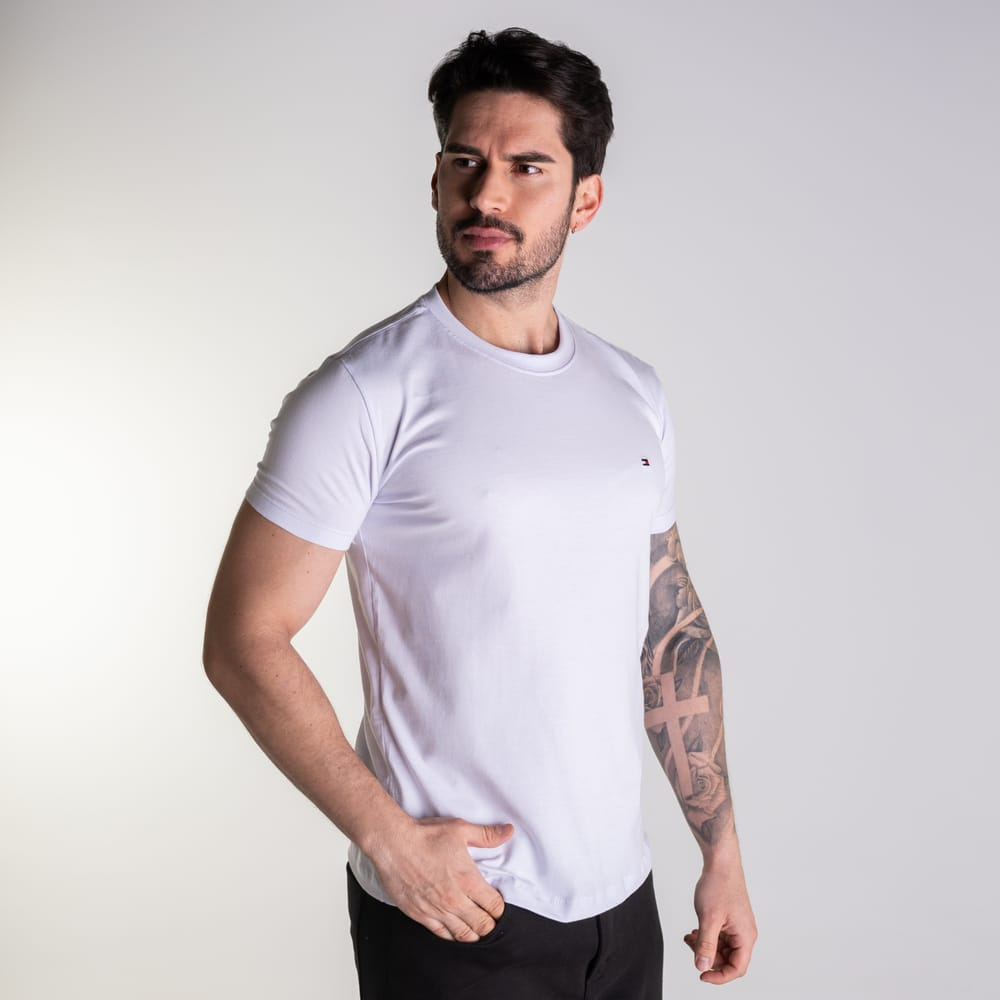 Camiseta Tommy Hilfiger Básica Branca